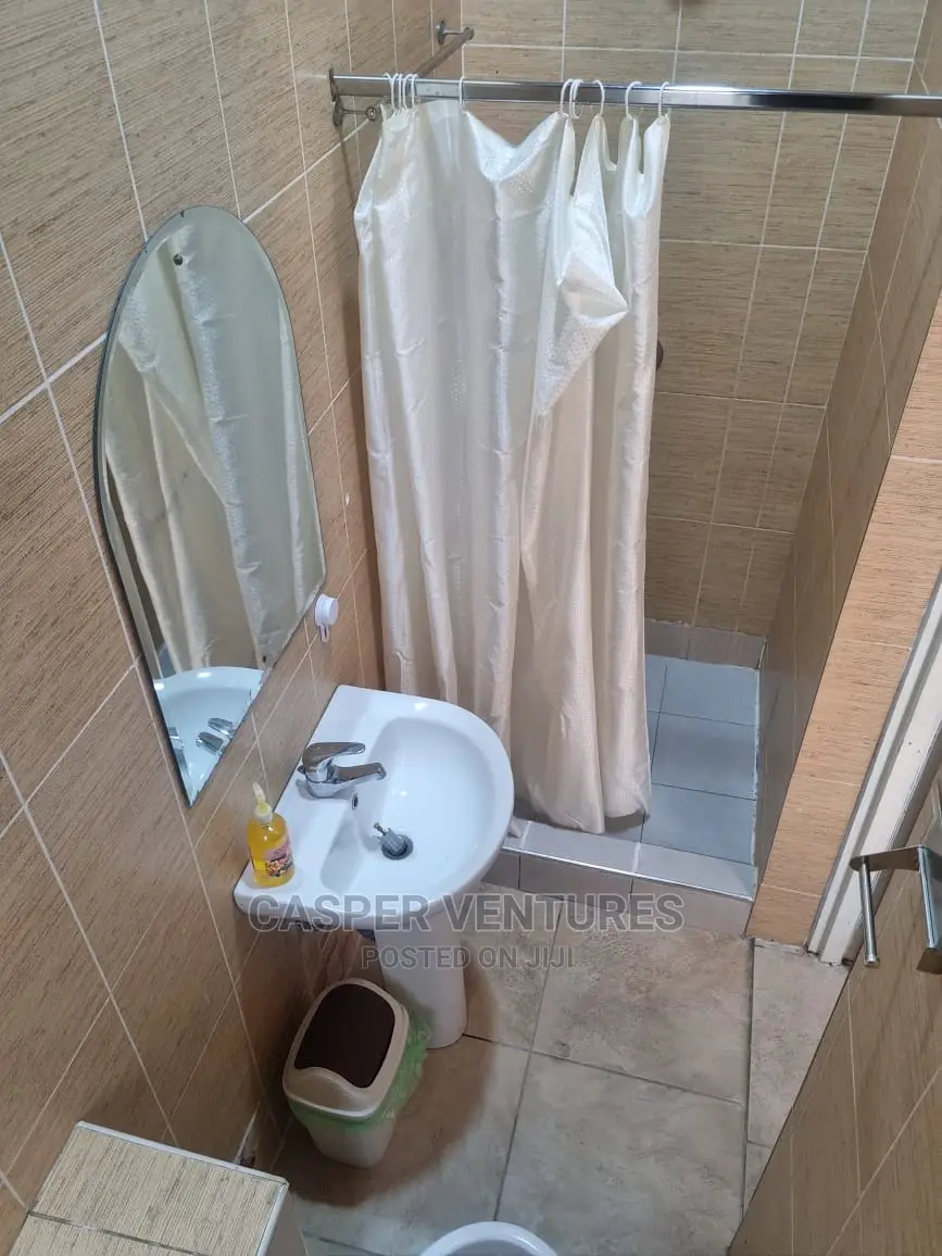 5 Star Studio Apartment