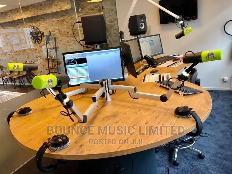 Pad Casting Studio