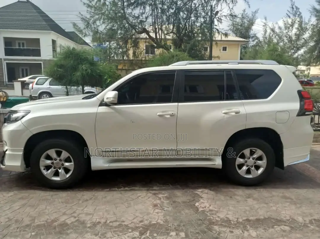 Reliable Chauffeur Private Car Hire in Lagos