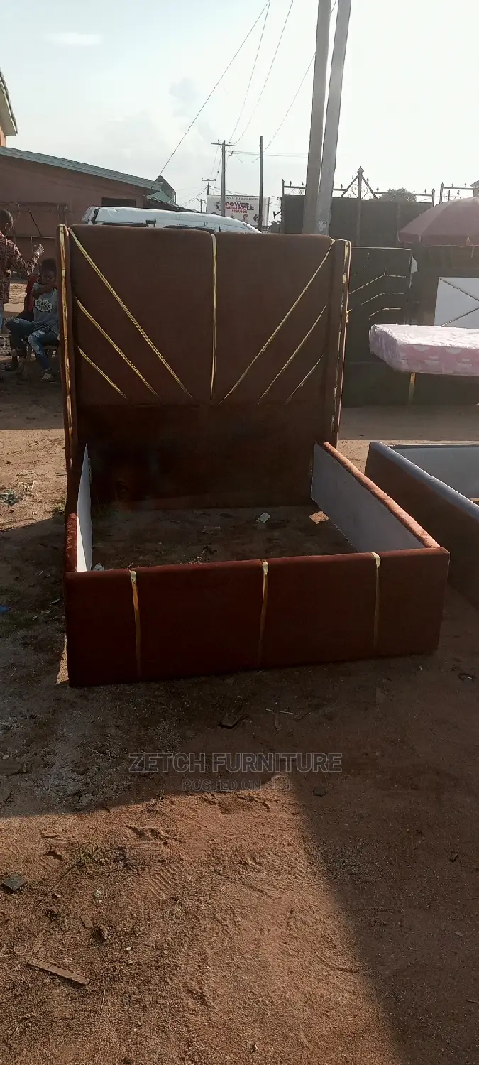 Standard 4x6 Bedframe