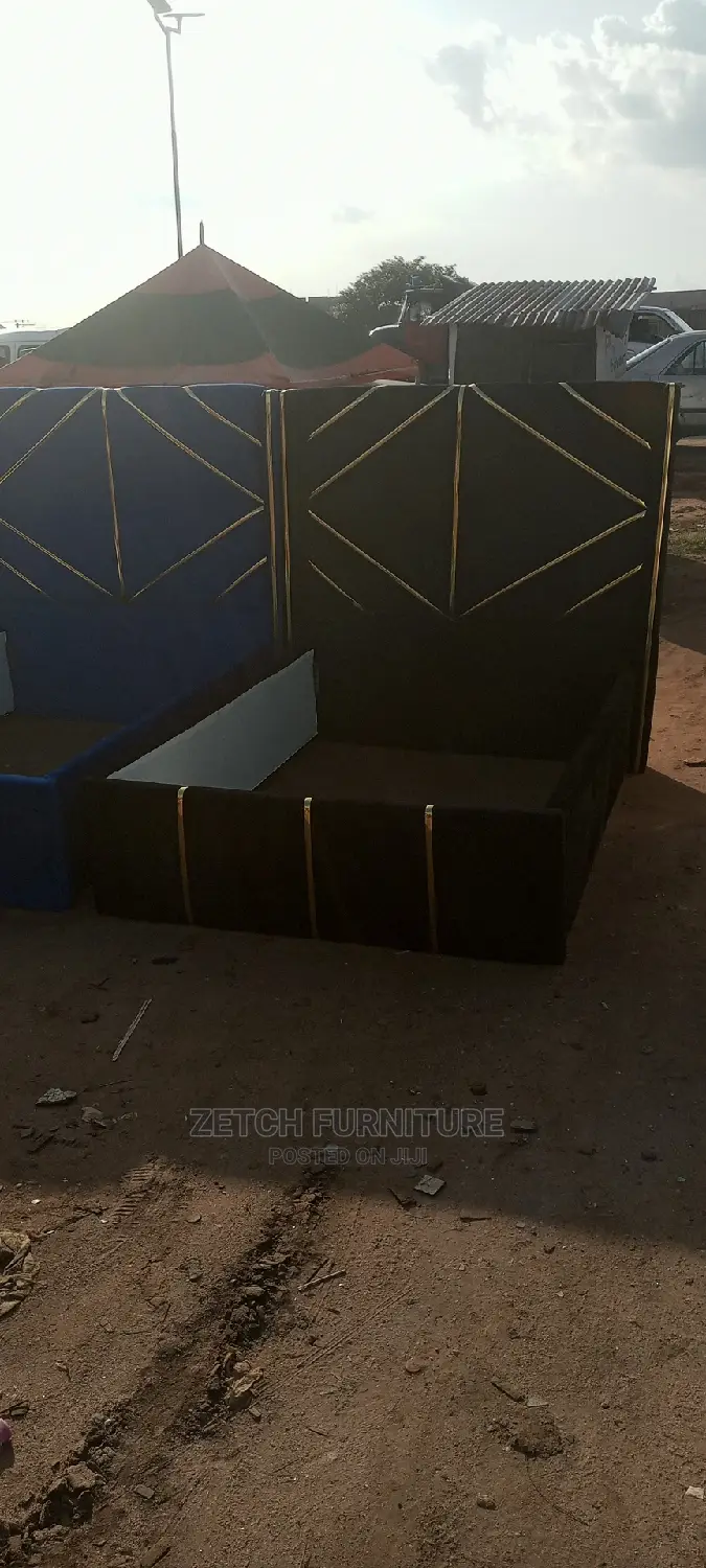 Standard 4x6 Bedframe