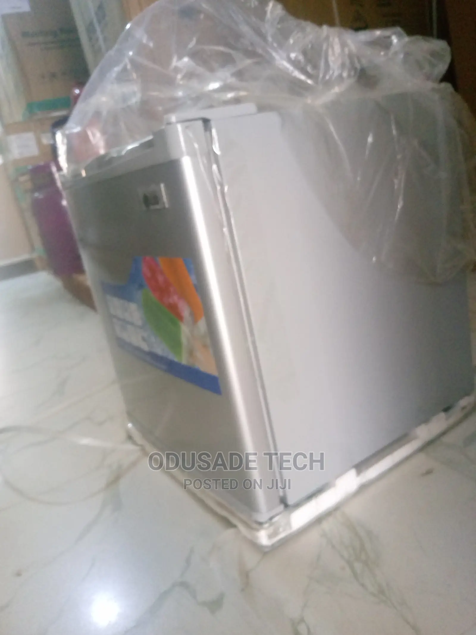 Effective LG Bedside Refrigerator Gc-065l