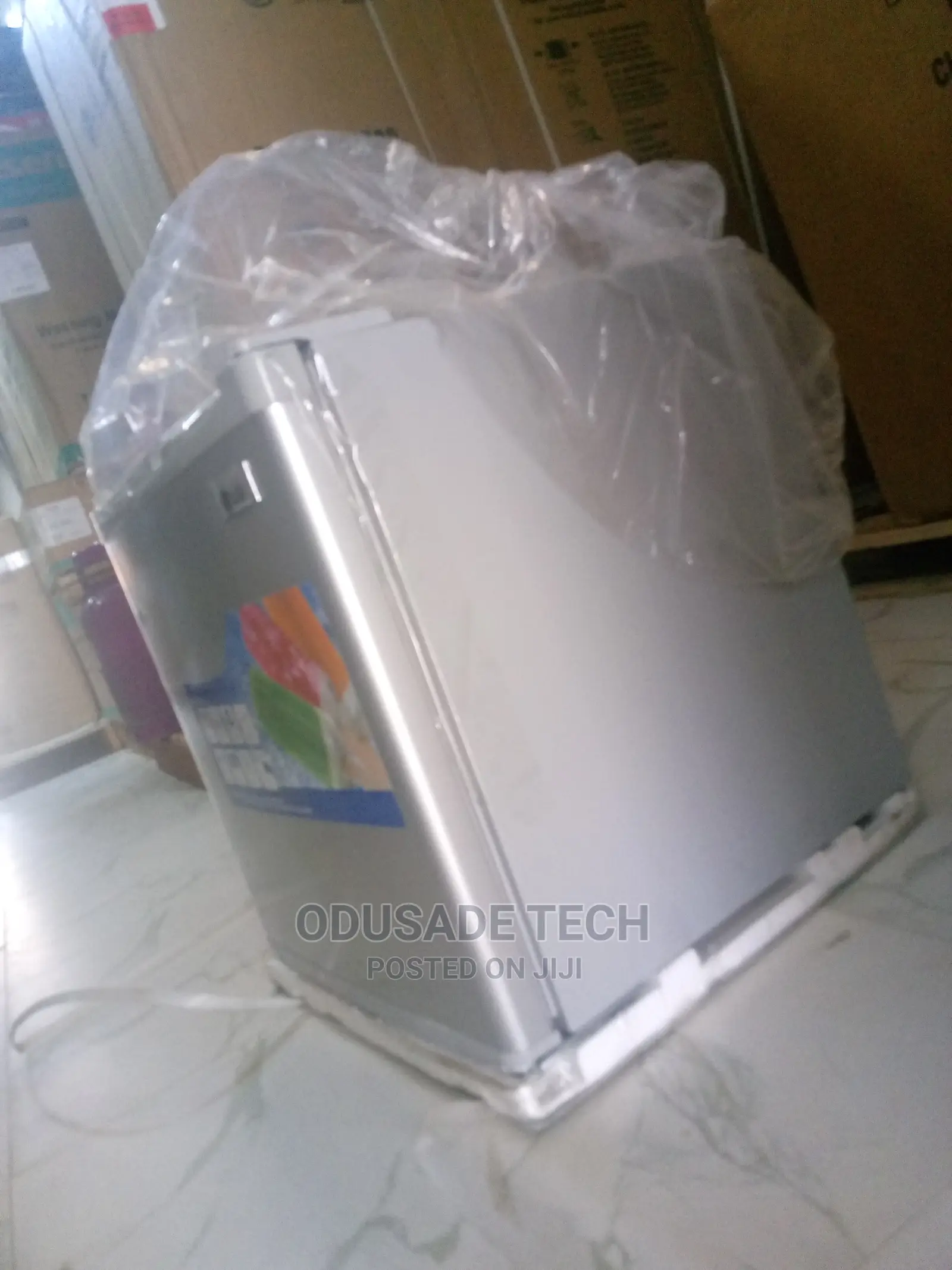 Super Efficient LG Bedside Refrigerator Gc-065l