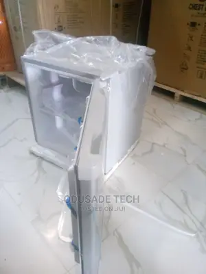 Classic LG Bedside Refrigerator Gc-065l