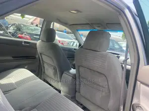 Toyota Camry 2006 Silver