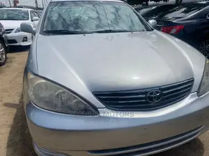 Toyota Camry 2006 Silver