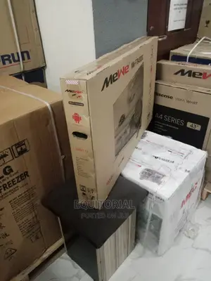 Photo - Mewe 43" Smart TV Earphone Out+Usb