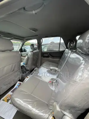 Toyota Sequoia 2007 Blue