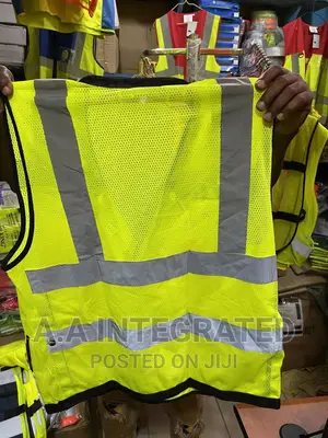 Reflective Jacket With Net Design