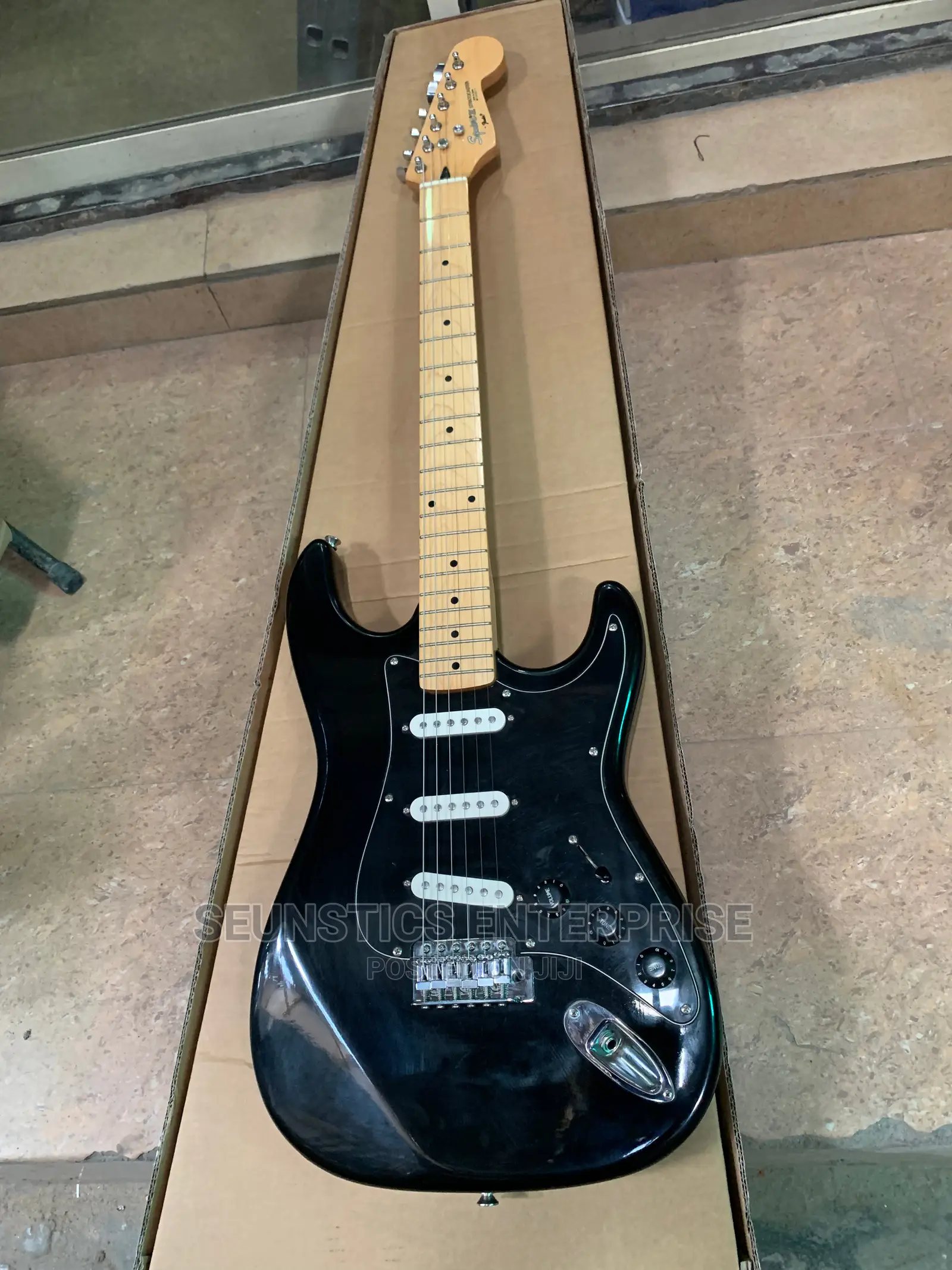Quality Squier 2 by Fender Stratocaster Lead Guitar