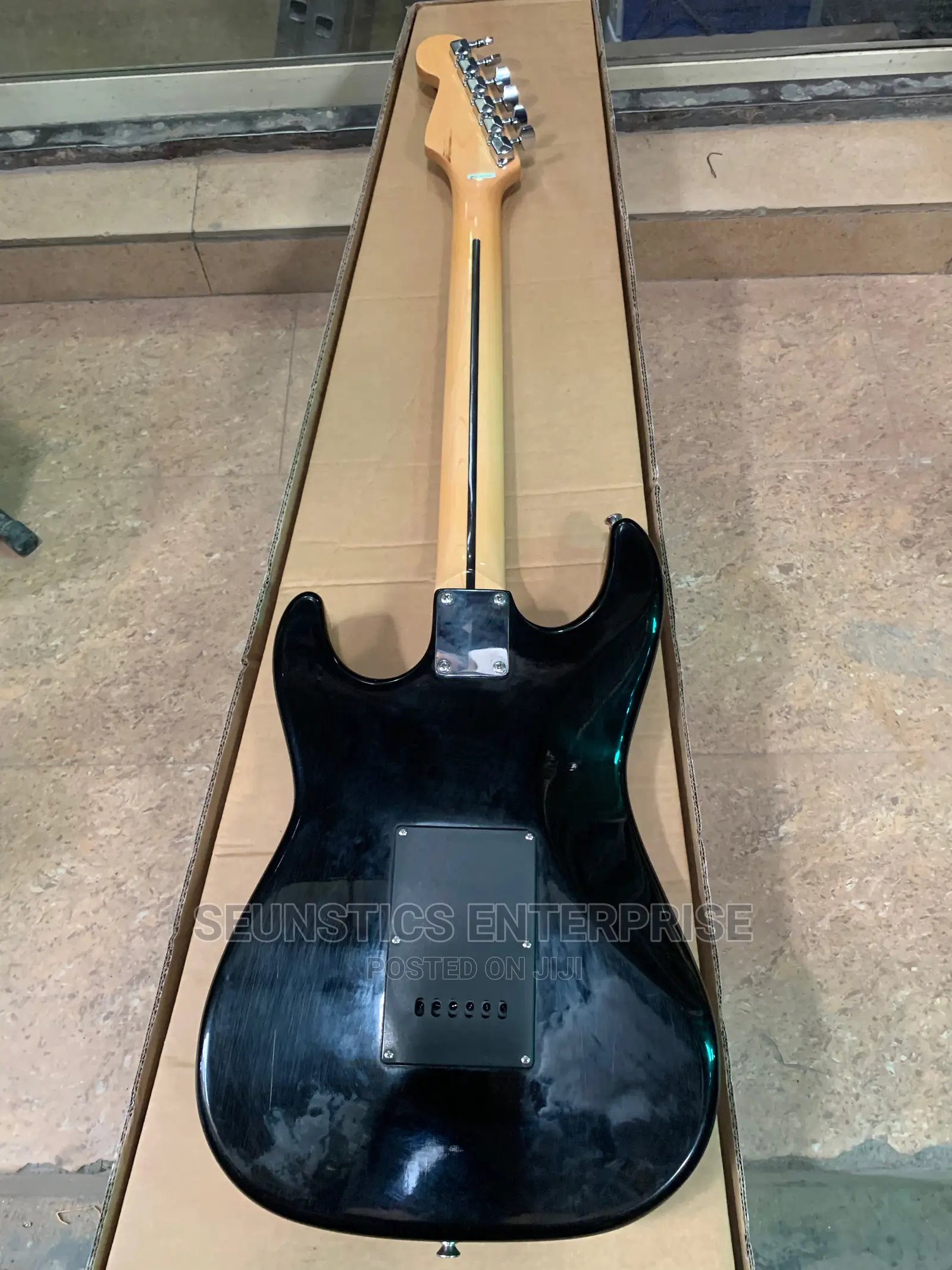 Quality Squier 2 by Fender Stratocaster Lead Guitar