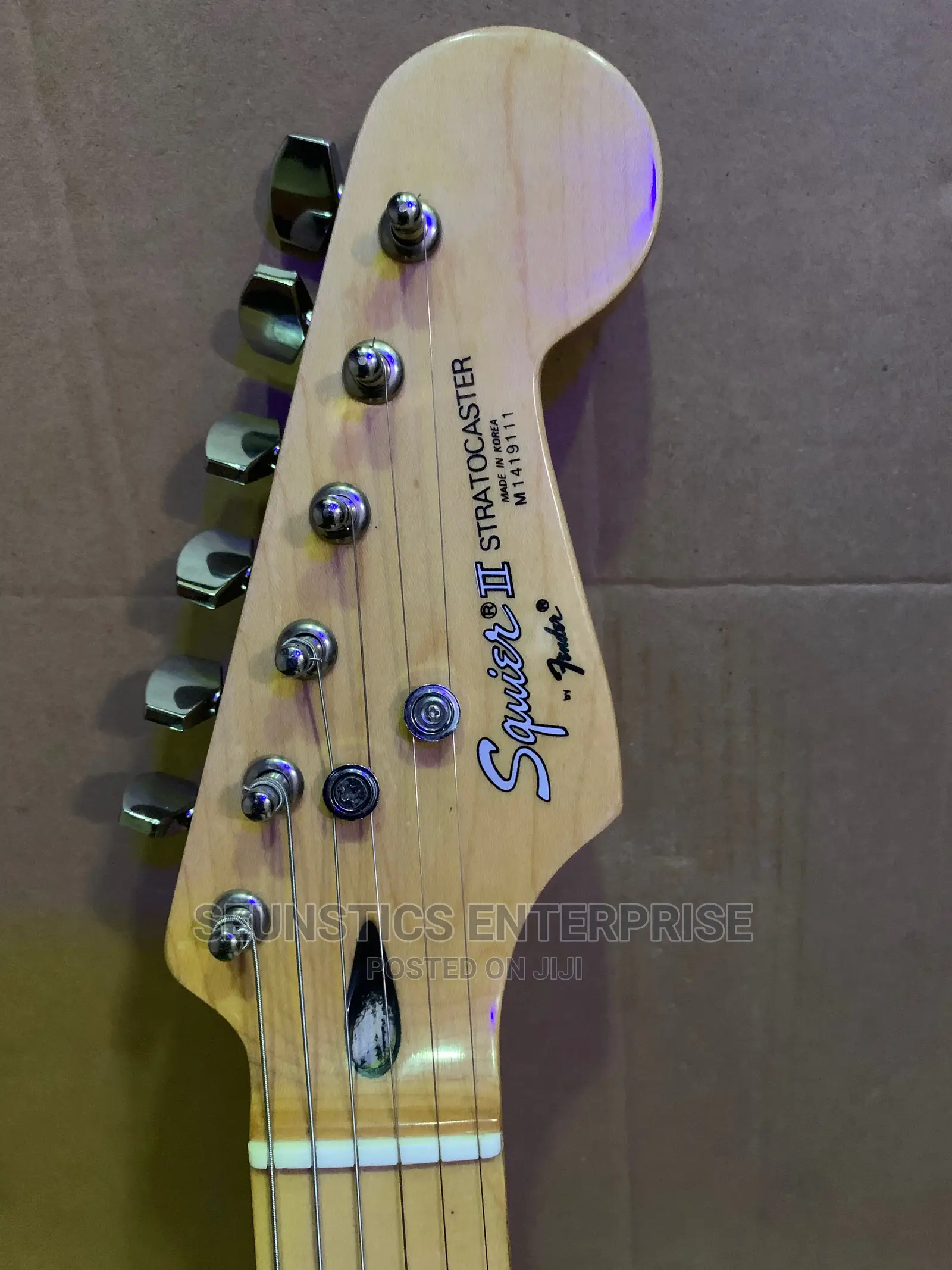 Quality Squier 2 by Fender Stratocaster Lead Guitar