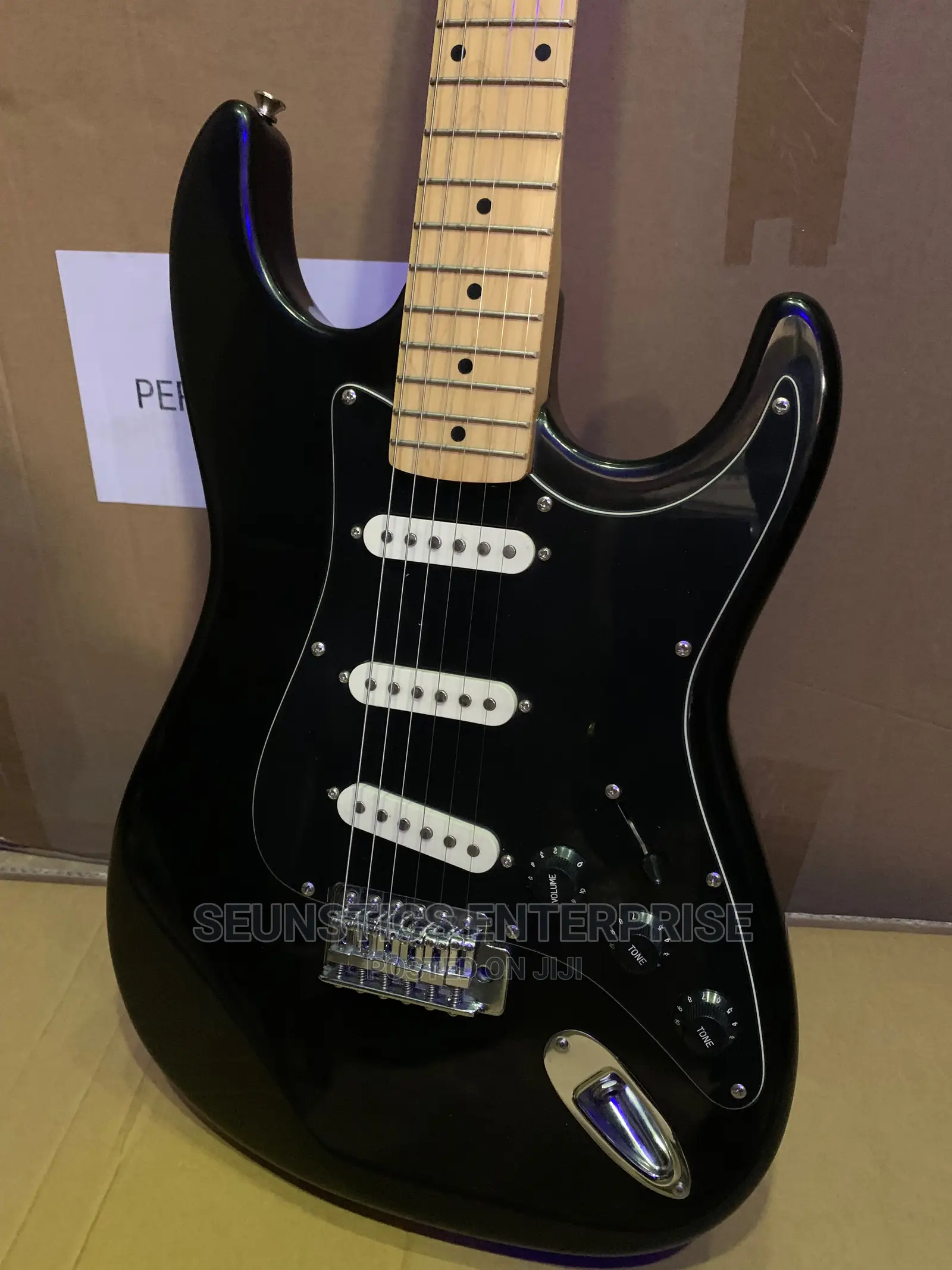 Quality Squier 2 by Fender Stratocaster Lead Guitar