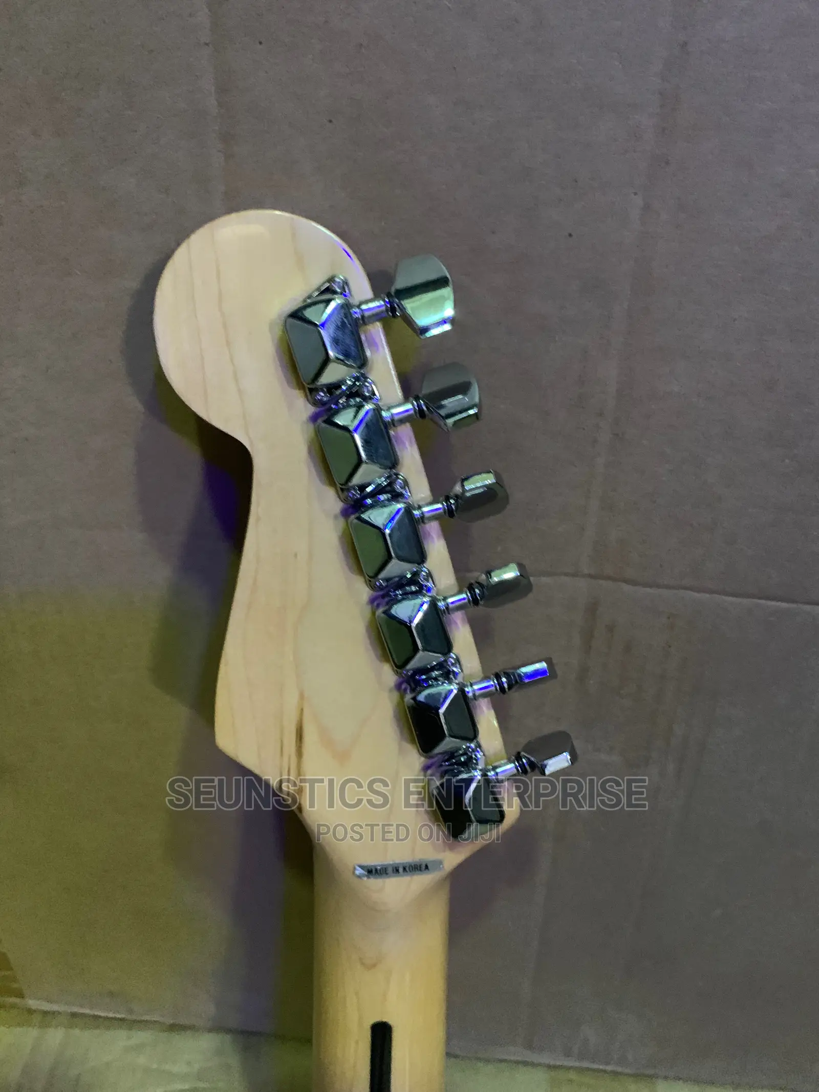 Quality Squier 2 by Fender Stratocaster Lead Guitar