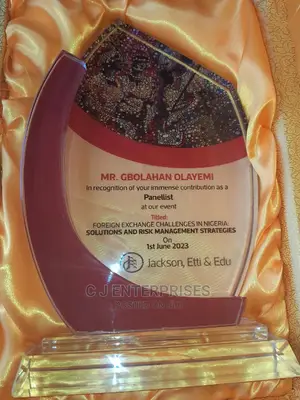 Glass Award Plaque U88
