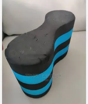 Original Pool Bouye