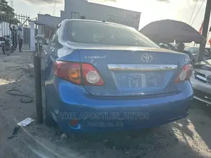Toyota Corolla 2010 Blue