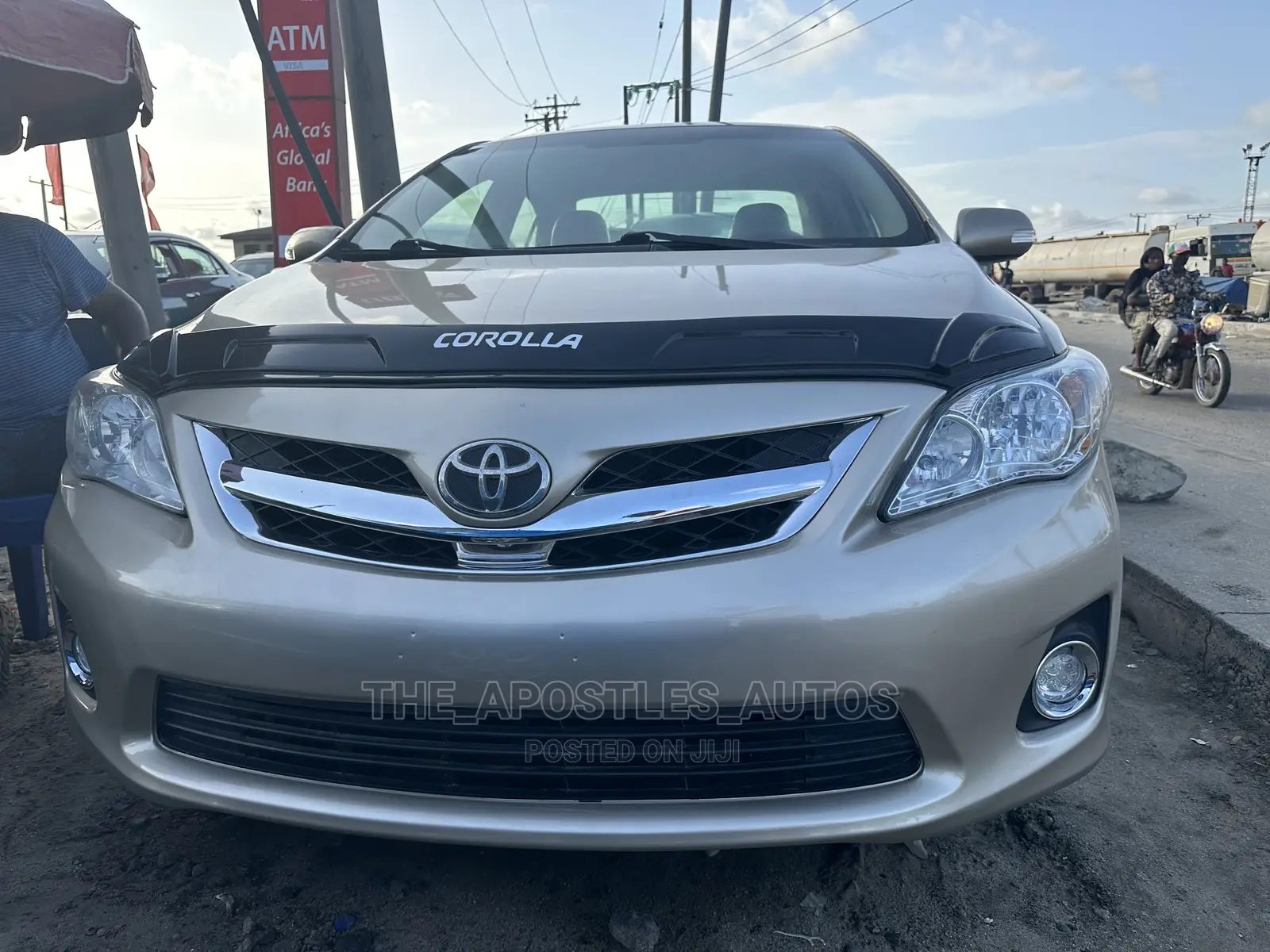 Toyota Corolla 2010 Gold