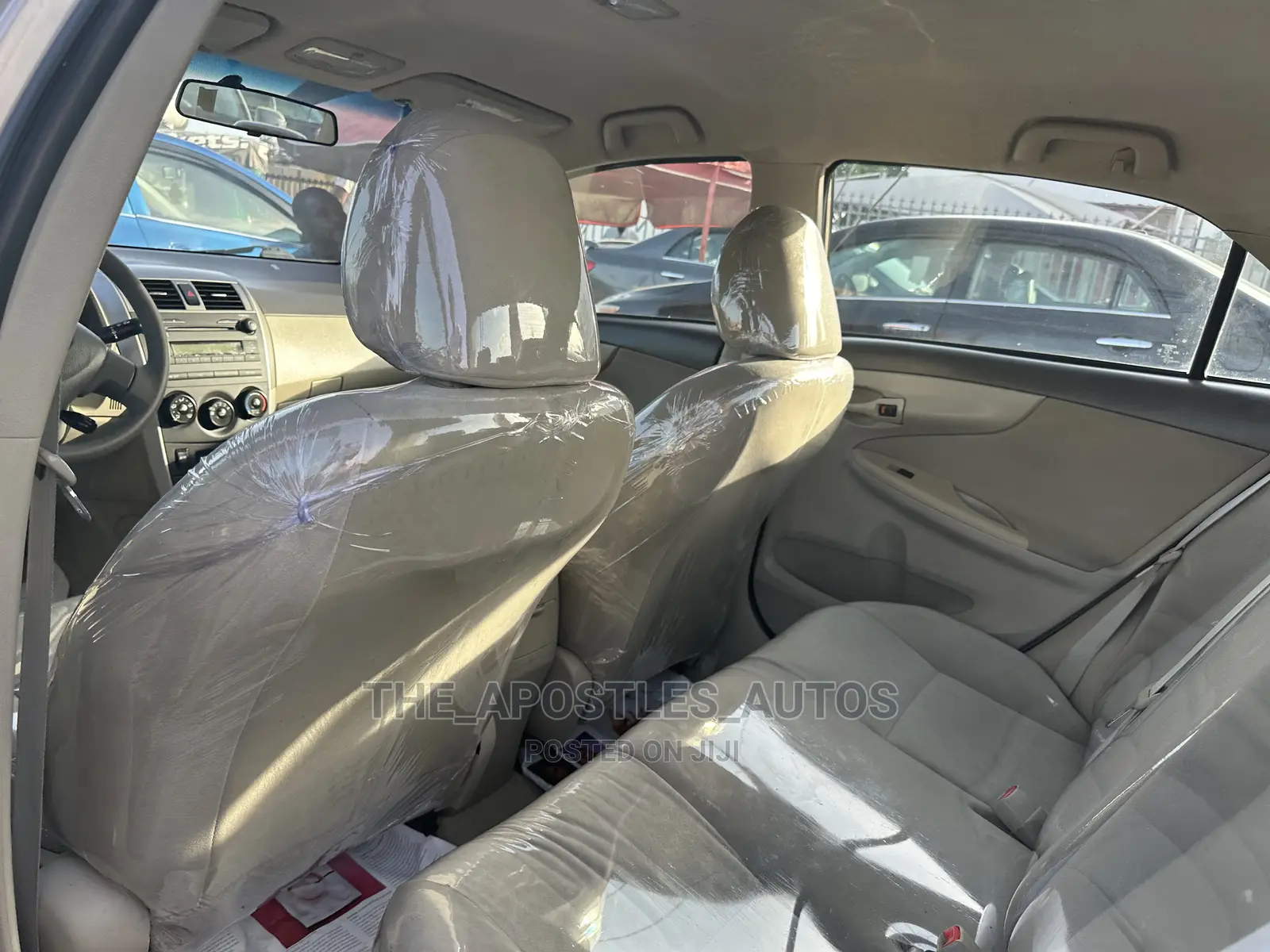 Toyota Corolla 2010 Gold
