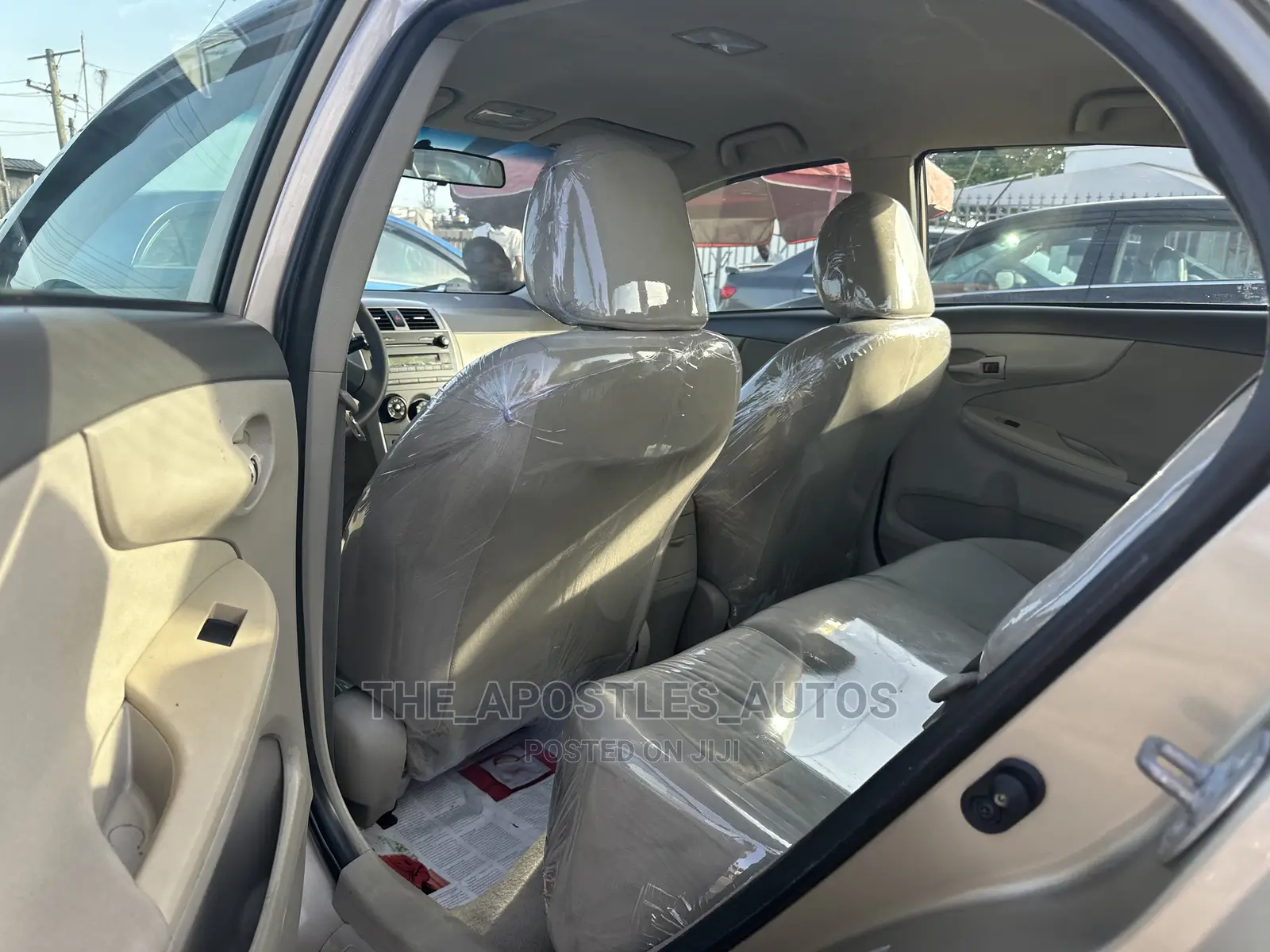 Toyota Corolla 2010 Gold