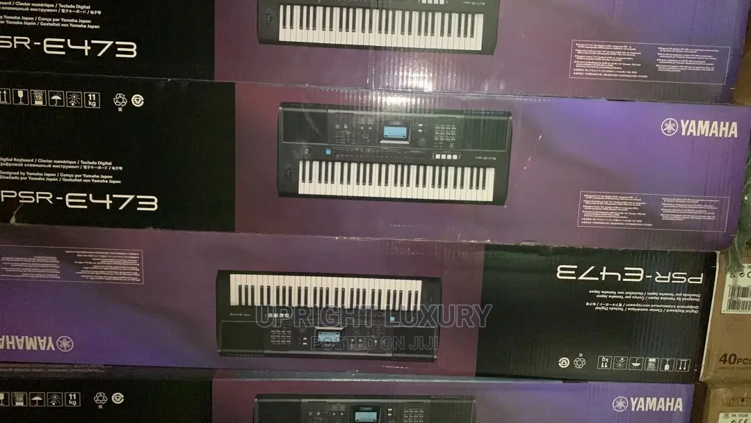 PSR E473 Keyboard