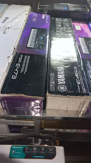 PSR E473 Keyboard
