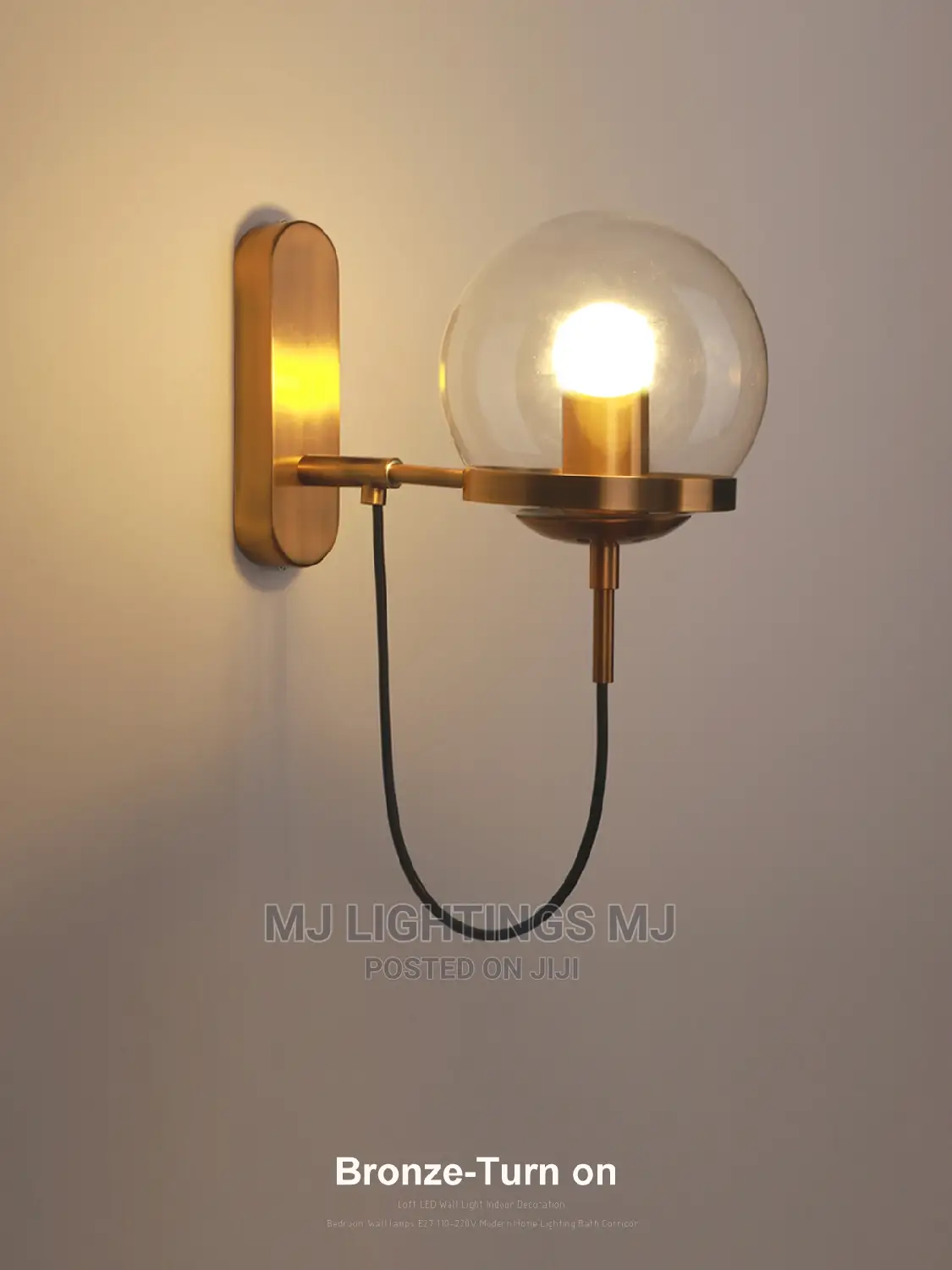 Round Dimmable Recessed Light.