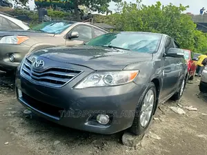 Toyota Camry 2008 Gray