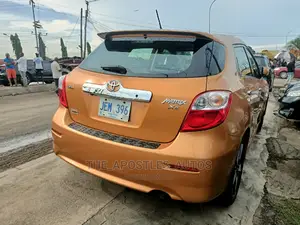 Toyota Matrix 2010 Orange
