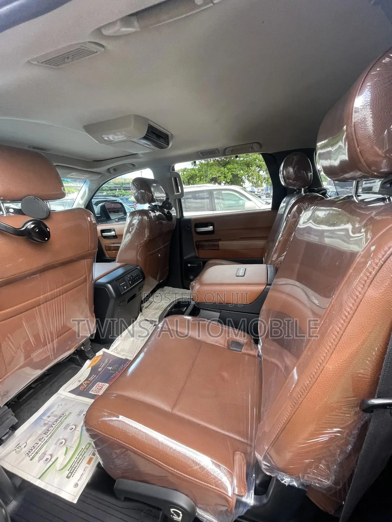 Toyota Sequoia 2013 Silver