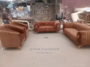 Classique Mide Sofa Set