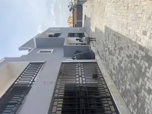3bdrm Block of Flats in Dawaki for rent