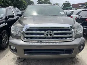 Toyota Sequoia 2015 Gray
