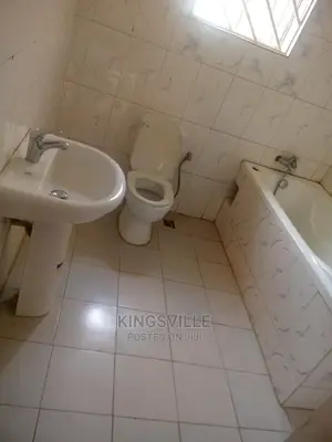 1bdrm Room & Parlour in Gwarinpa Adkan, Life Camp for rent