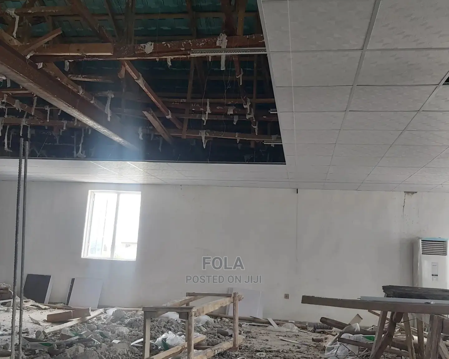 Affordable Suspended Ceiling With Accessories