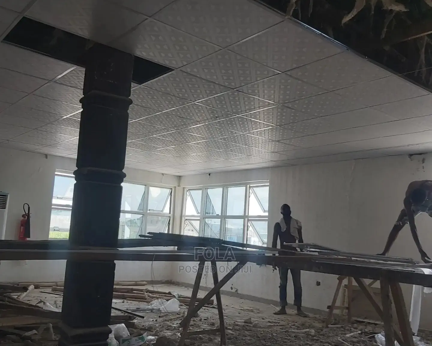 Affordable Suspended Ceiling With Accessories
