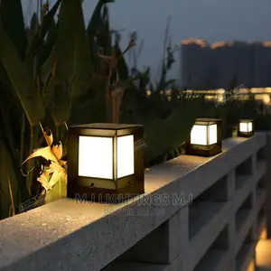 Led Solar Colum Headlight Powered Pilla Lamp.