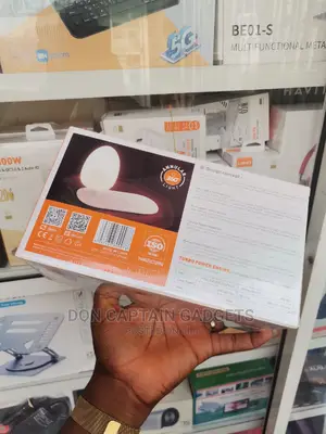 Desk Lamp / Fast Wireless Charger LDNIO Y3