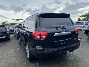 Toyota Sequoia 2015 Black