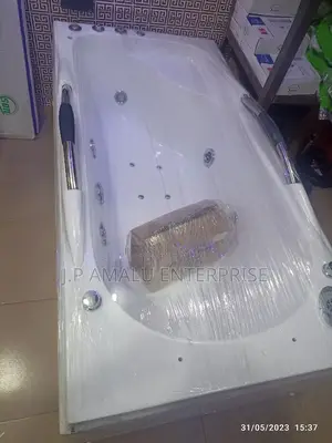 Jacuzzi Bath