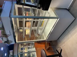 5ft Cake Chiller Display