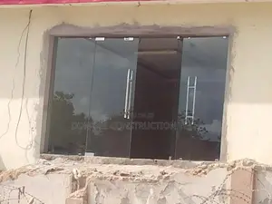 Frameless Glass Work 006
