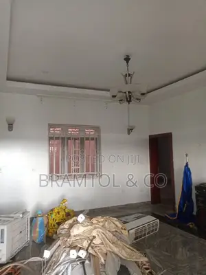 3bdrm Block of Flats in With Bq, Guzape District for rent