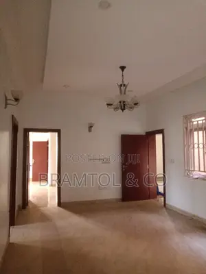 3bdrm Block of Flats in With Bq, Guzape District for rent