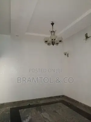 3bdrm Block of Flats in With Bq, Guzape District for rent