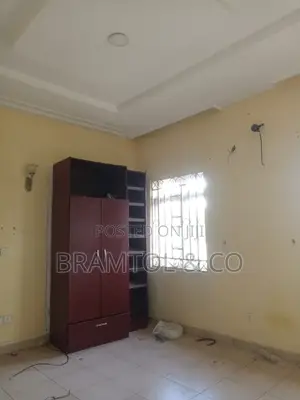 3bdrm Block of Flats in With Bq, Guzape District for rent