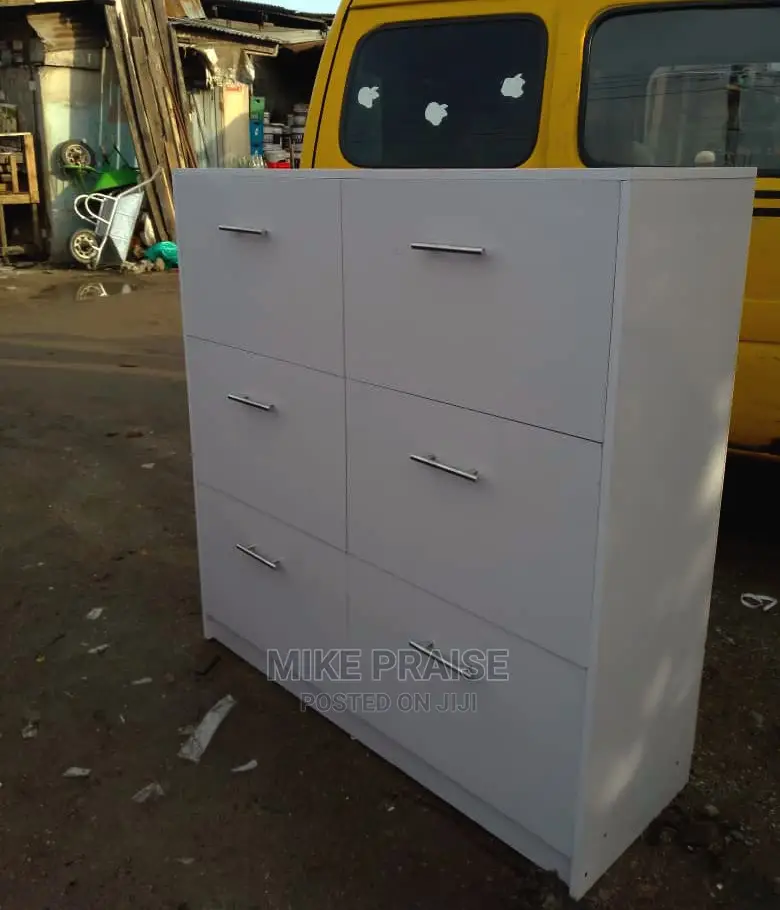 A Quality Chest Drawers