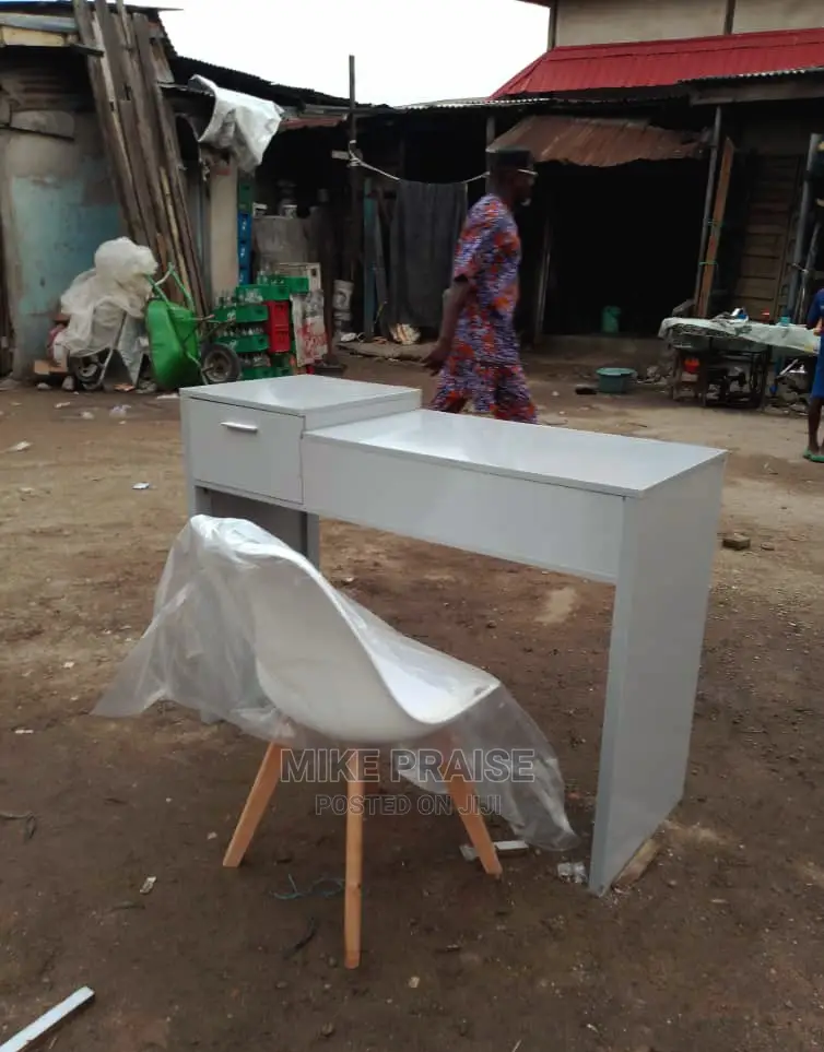 A Quality Table With Mirror