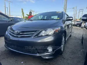 Toyota Corolla 2010 Gray