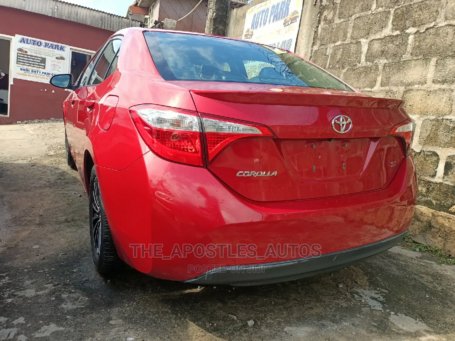 Toyota Corolla 2016 Red